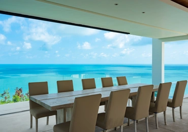 Samujana Villa - dining table