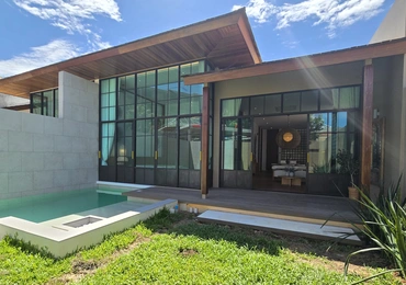 Saturdays Villa - Exterior