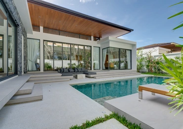 Botanica Modern Loft ll luxury villa - deck and pool