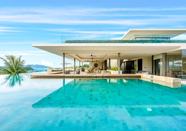 Luxury villas on Samui 6 Bedroom Pool Villa in Samujana swimming pool