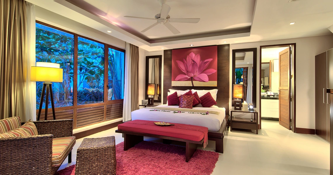 Samui Beachfront Villa Chi - bedroom 3 in the evening