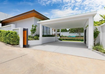 Villa Paradise – Villa gate