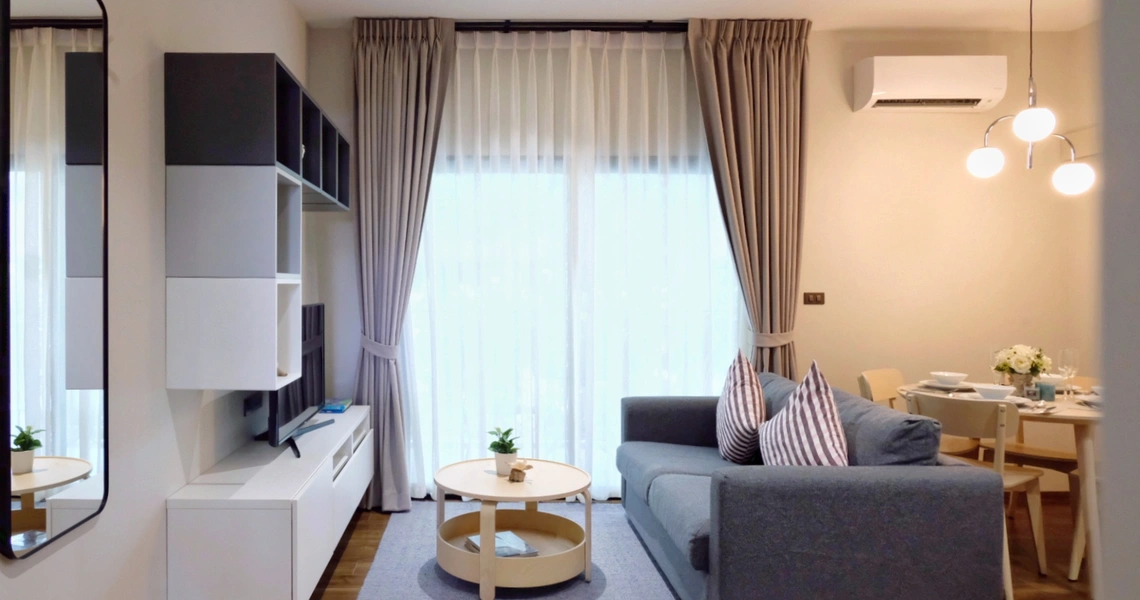 Title Halo - C living area