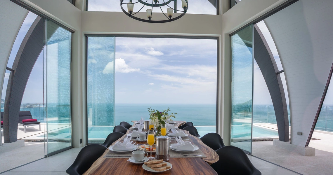 Luxury villas on Samui Sky Dream Villa dining area