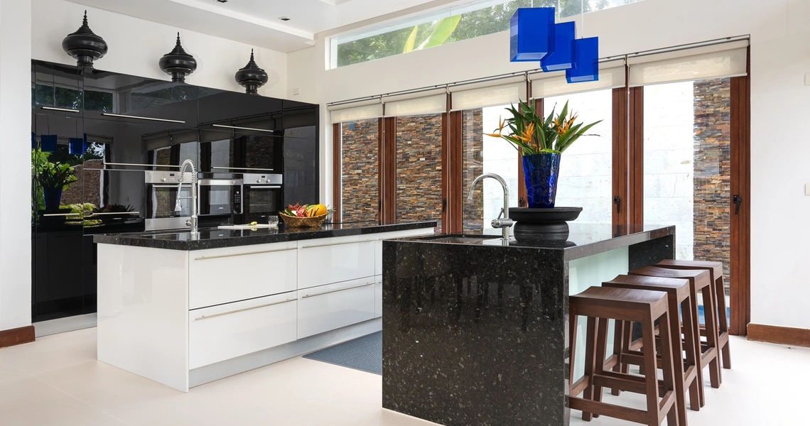 Samui Beachfront Villa Chi - kitchen