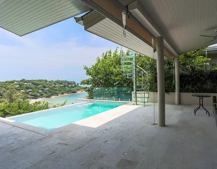 Bayside BB3 pool outood