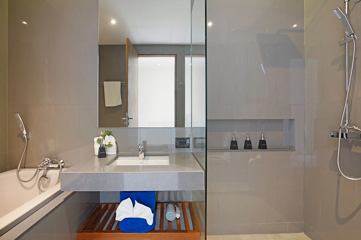 Townhouse in Sunway - Bathroom