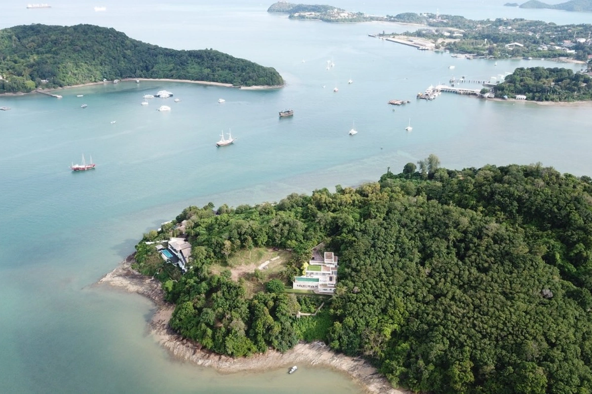 Tamarind Bay oceanfront land -  above view