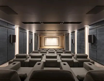 Scope Langsuan ultraluxury Bangkok condo - private cinema