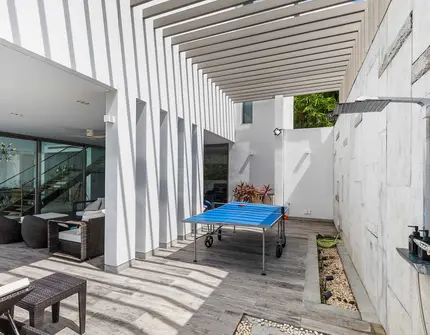 Malaiwana Patio Duplex - Relaxing area
