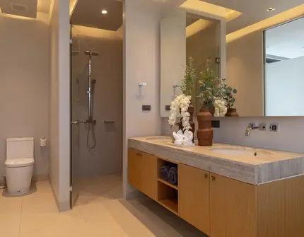 Spring Zone - Bathroom