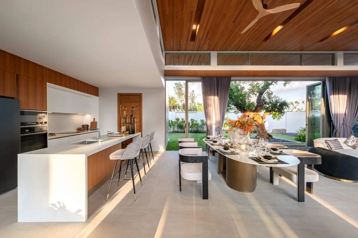 Botanica Grand Avenue -Grand Signature kitchen area