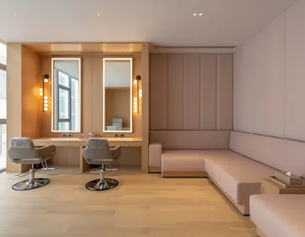 Scope Langsuan ultraluxury Bangkok condo - private atelier