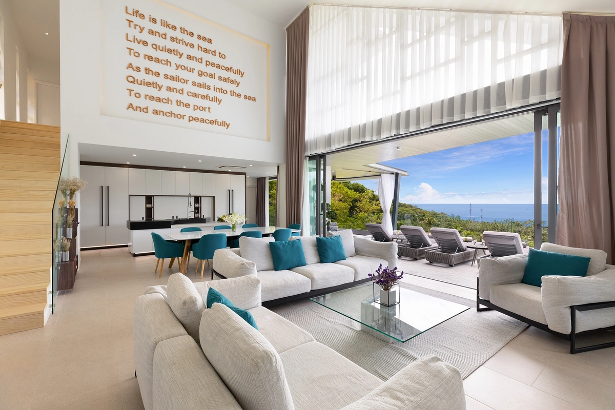 KW Villa   - Living area