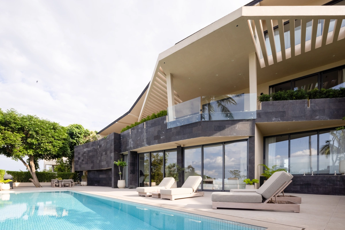Villa KW2 pool with deck