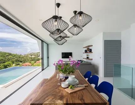 Villa Dahlia - Dining table