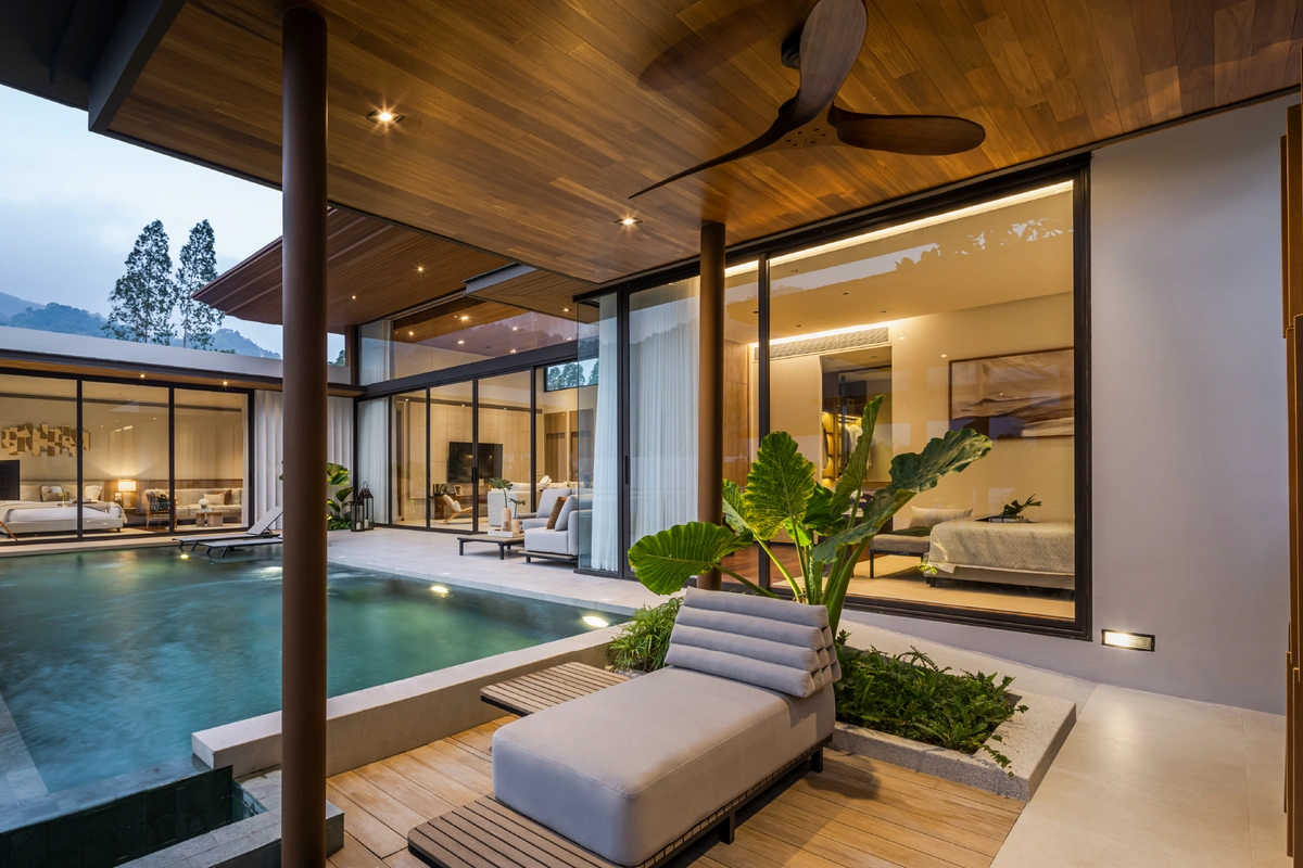Naturale Cherngtalay - deck with pool