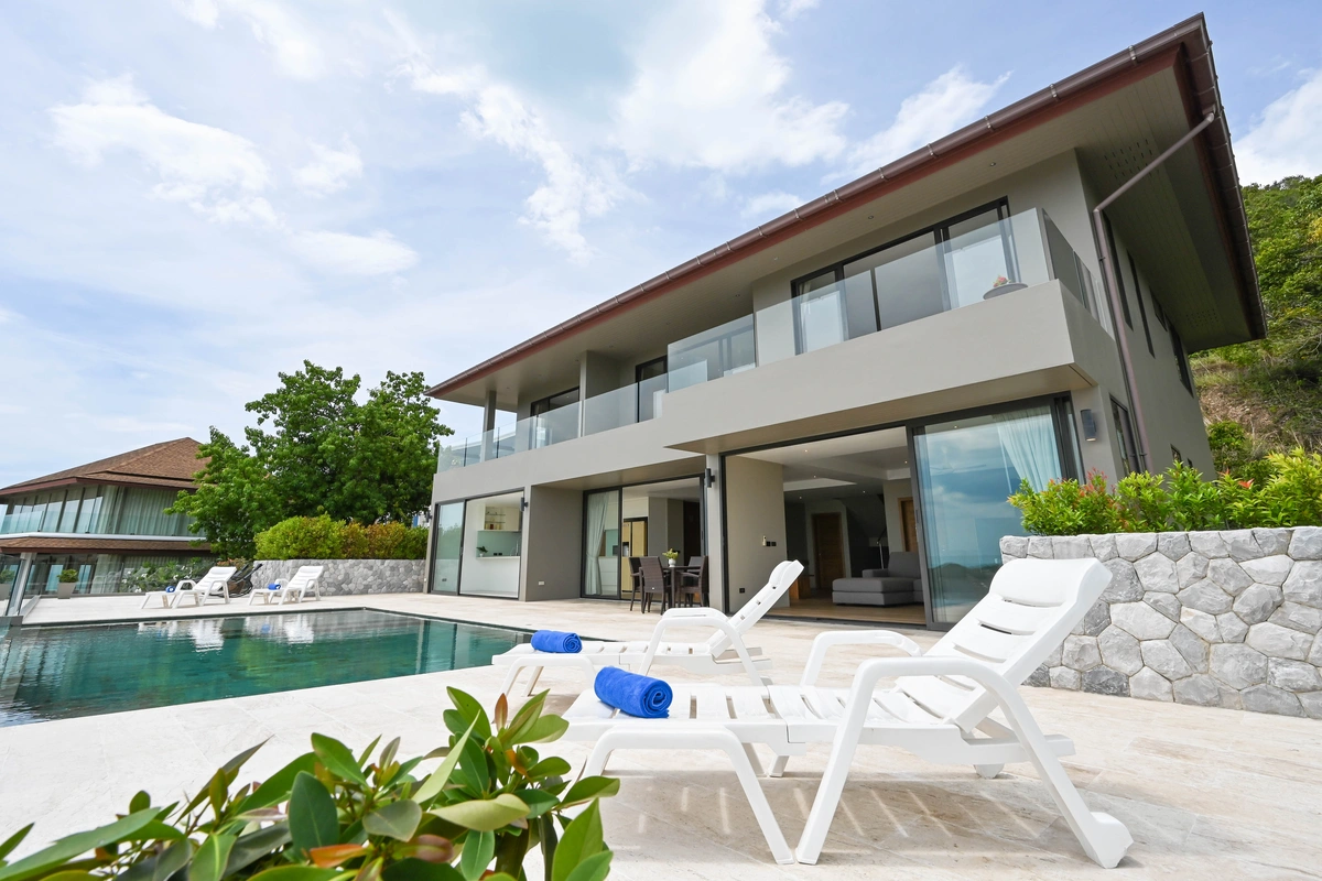 Luxury villas on Samui Villa Kelly 6 Bedroom Seaview Pool Villa swimming pool