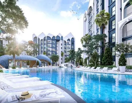 Title Halo - swimming pool area