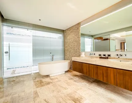 Botanica - Hillside - Bathroom