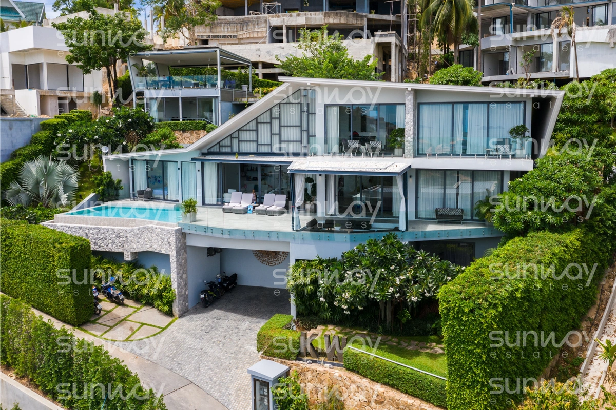 KW Villa – Front Exterior