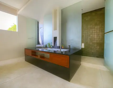 Luxury villas on Samui Luxury 3 Bedroom Pool Villa in Samujana bathroom