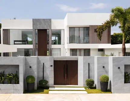 Laguna Homes - external entrance