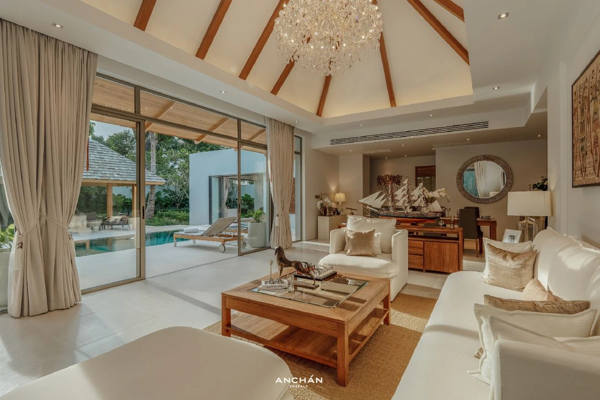 Anchan Emerald - Living area