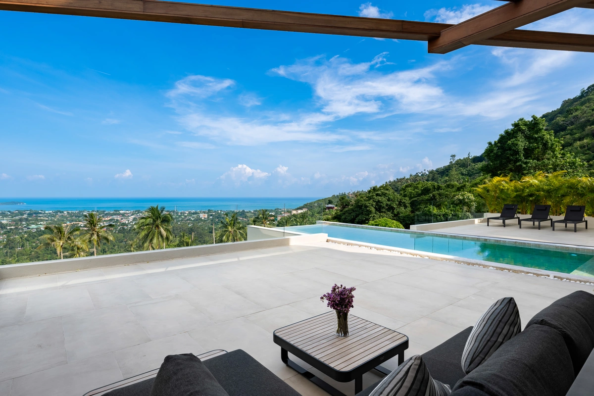 Istani Villa Azure -