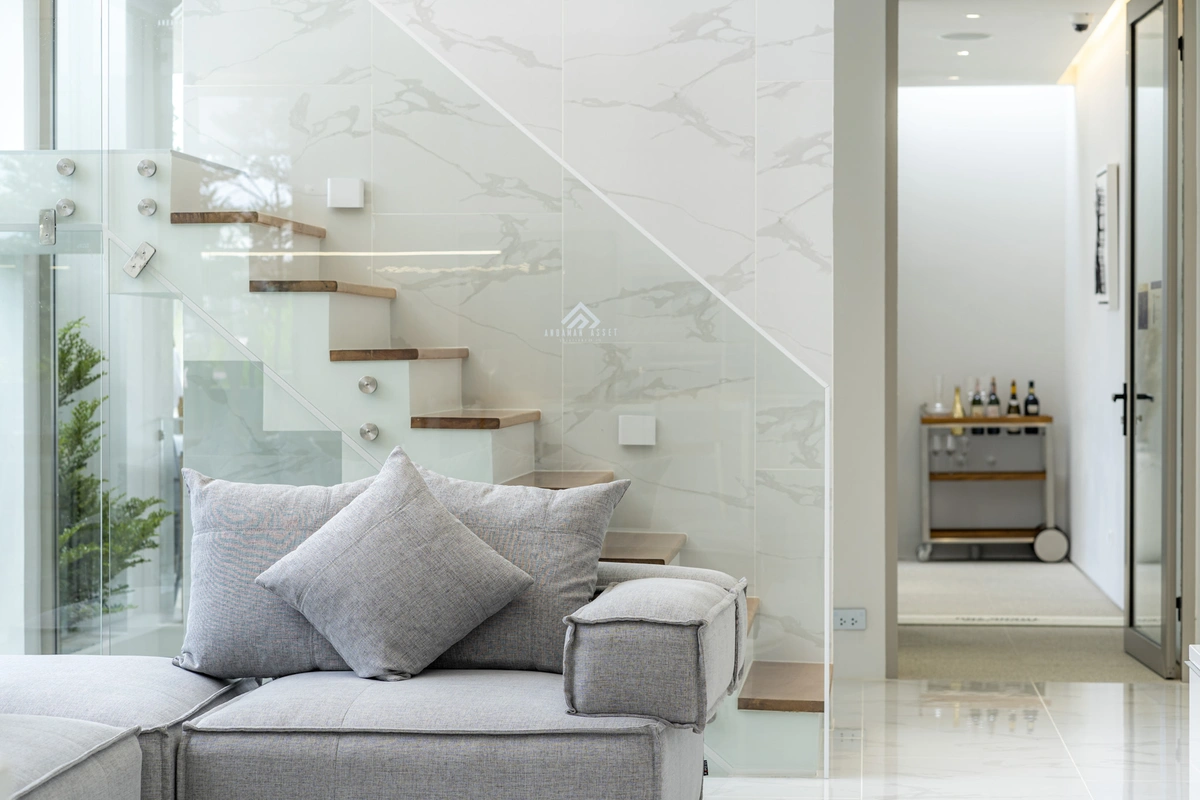 Luxury villas on Phuket The Residence Hallway