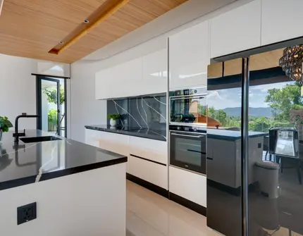 Botanica Ocean Valley - Kitchen