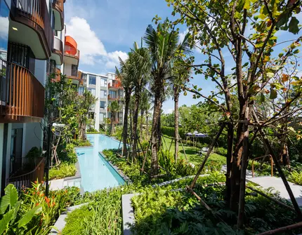 CANVAS Cherngtalay - garden