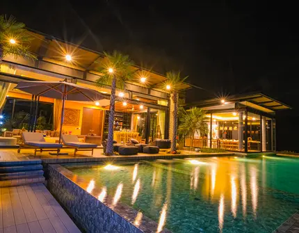 Keeree Tara Villa – Night time