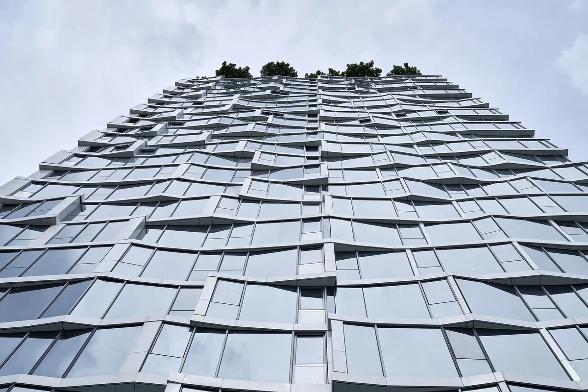 Scope Langsuan ultraluxury Bangkok condo - facade