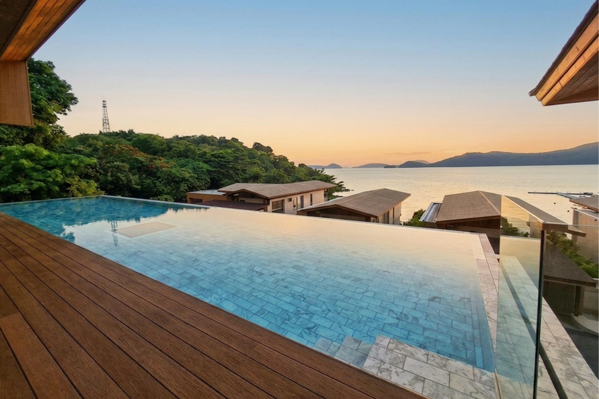 Maison Marina Panwa pool with view