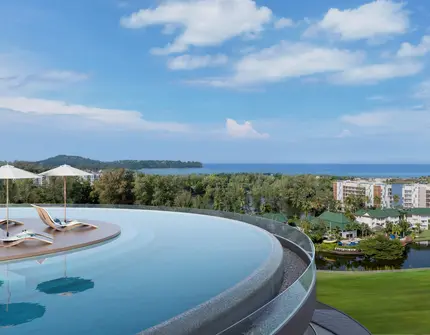 Angsana Golf Residences Topaz -Sky pool