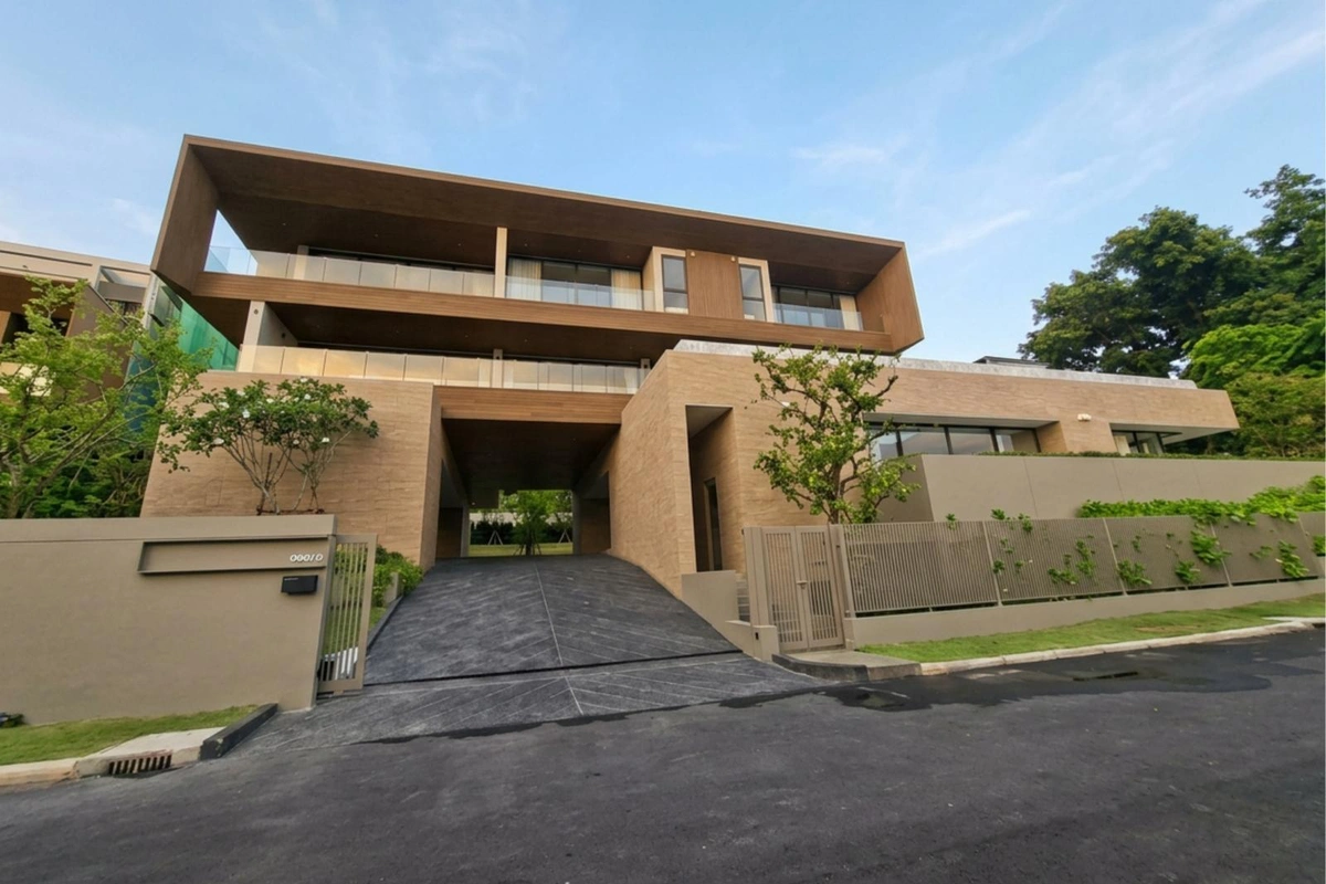Maison Marina Panwa Exteripr amd drivway