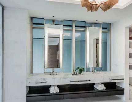 Four Seasons Private Residences Bangkok - Master Bathroom