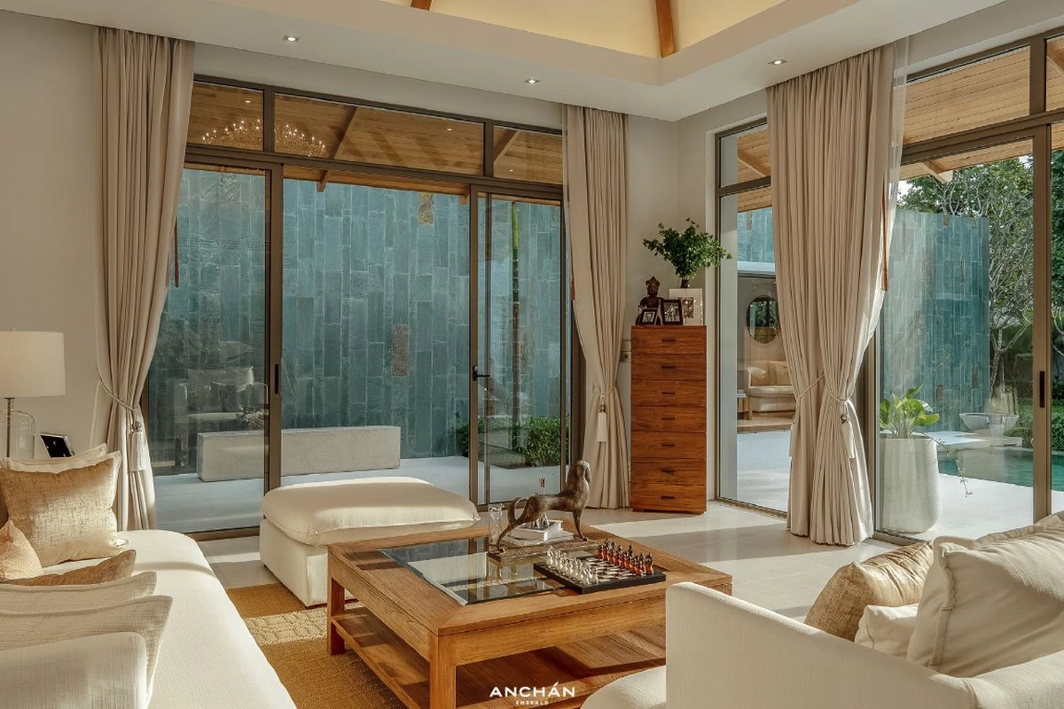 Anchan Emerald - Living area