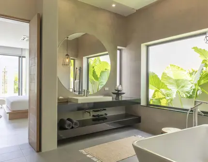Luxury villas on Phuket Manick Hillside bathroom