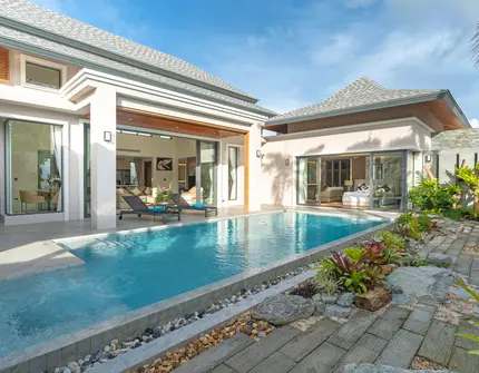 The Breeze Villas - Swimming pool