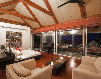 Stunning sea view villa in an exclusive Surin Beach -