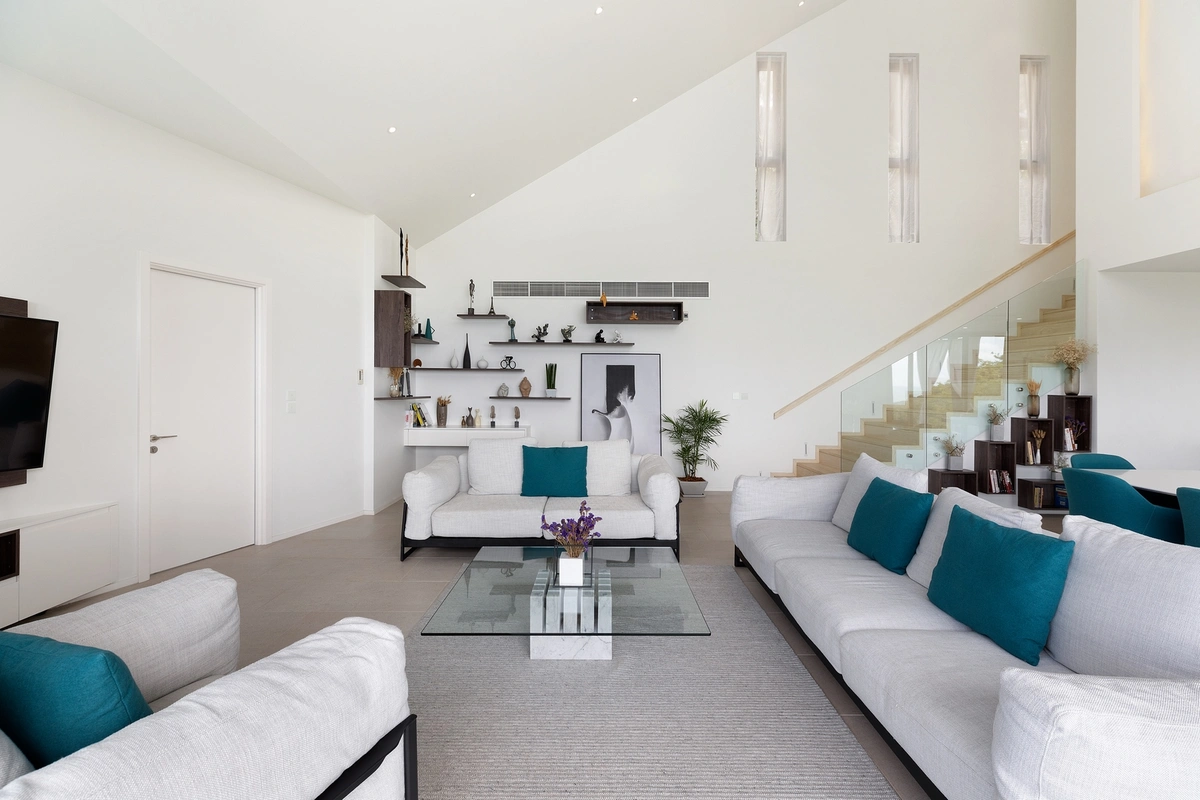 KW Villa   - Living area