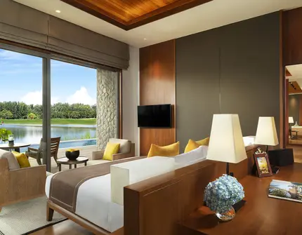 Aquella Lakeside Phang Nga golf villa master bedroom