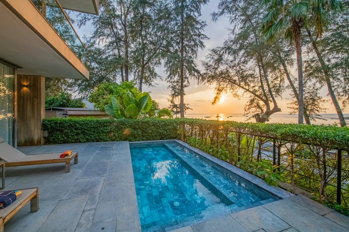 Twinpalms MontAzure - pool sunset