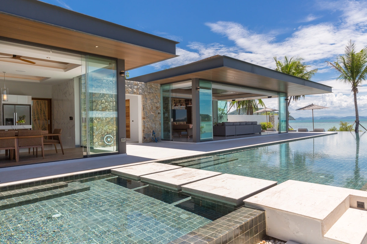 Ultra-Luxury 7 Bedroom Beachfront Villa Samui - Exterior