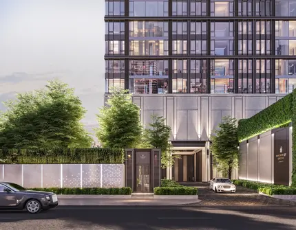 Mulberry Grove Sukhumvit Luxury Condo Main Entrance