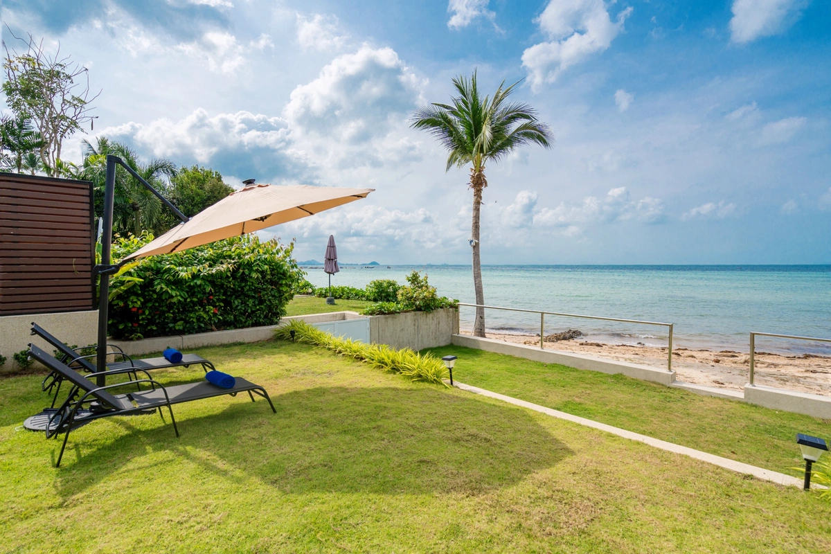 Indu Cocoon exterior sea view