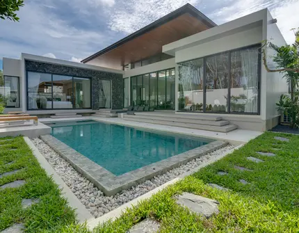 Botanica Modern Loft ll pool and garden