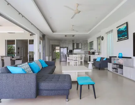 Bayside BB3 living room